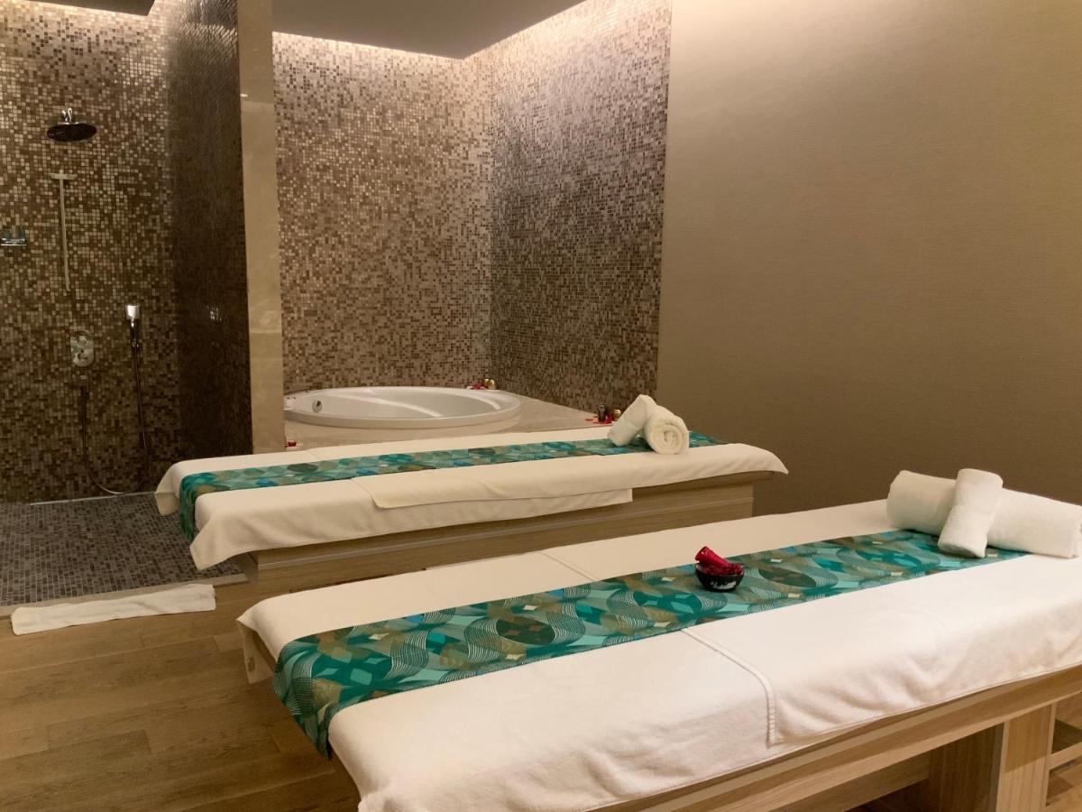 Grand Hotel De Kintele Brazzaville Eksteriør bilde